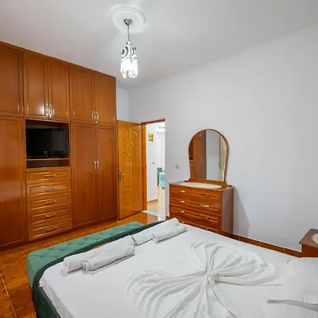 아파트 Duraj Sarandë