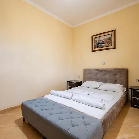 Duraj 아파트 Sarandë